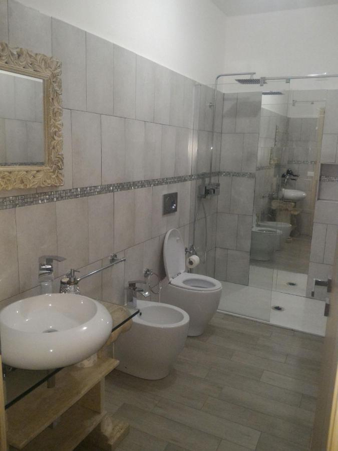 Bed and Breakfast Domus Florio - Humanitas Rozzano Пьеве-Эмануэле Экстерьер фото